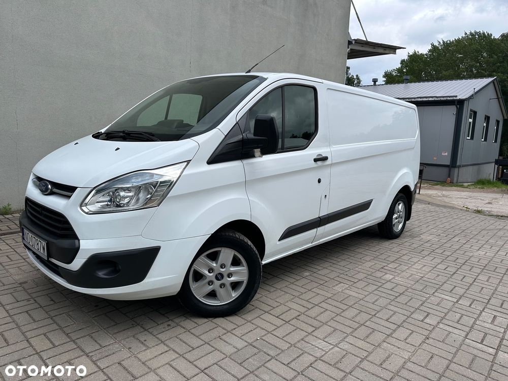 Ford CUSTOM - 2