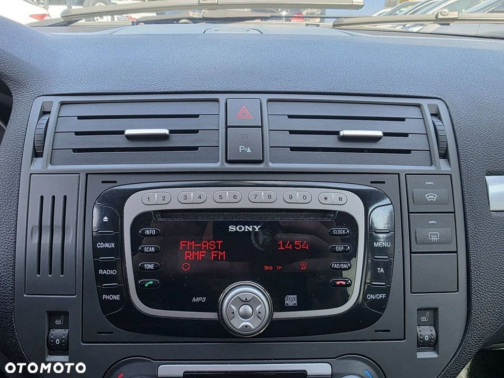 Ford C-MAX 1.8 Titanium - 18