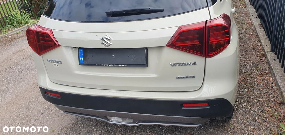 Suzuki Vitara - 10