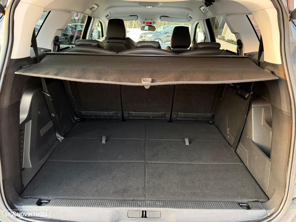 Peugeot 5008 1.6 BlueHDi Allure EAT6 J18 - 13