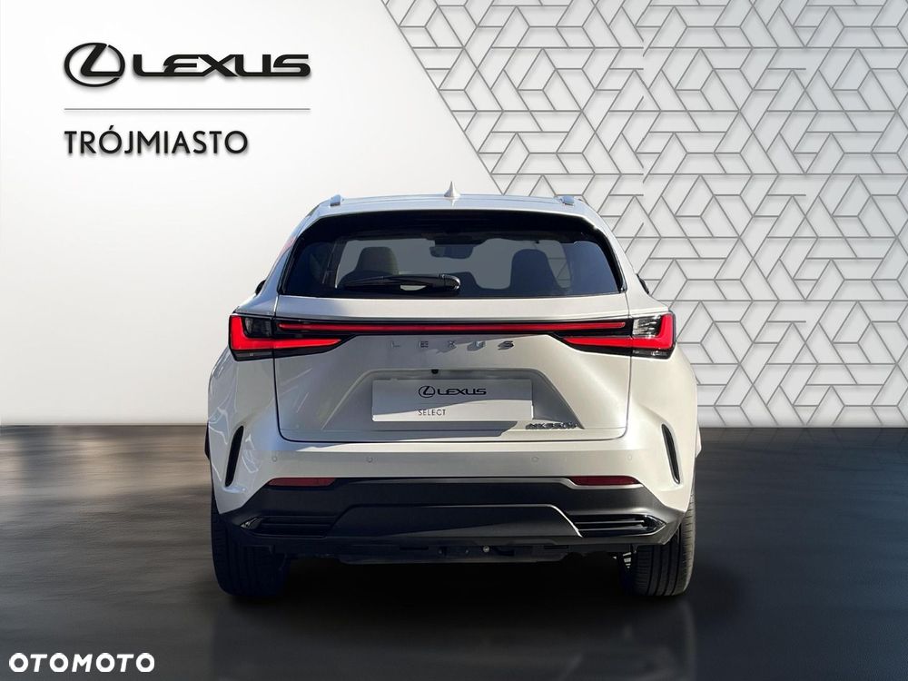 Lexus NX 350h Omotenashi AWD - 6