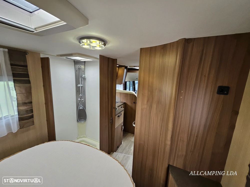 Pilote Aventura G740 CAMA CENTRAL/BASCULANTE - 35