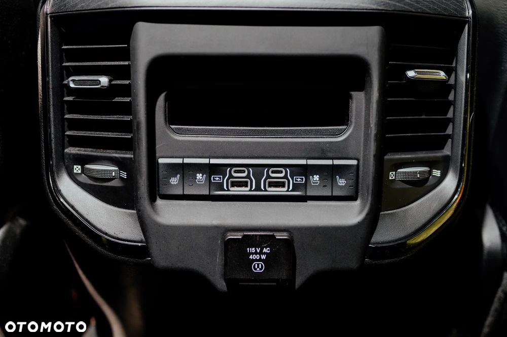 RAM 1500 5.7 Crew Cab Limited - 27