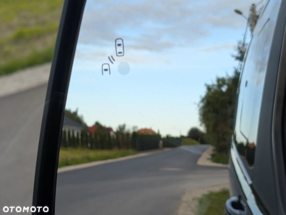 Ford Tourneo Custom 2.0 EcoBlue 320 L2 Titanium - 12