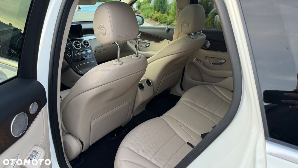 Mercedes-Benz GLC 300 4-Matic - 13