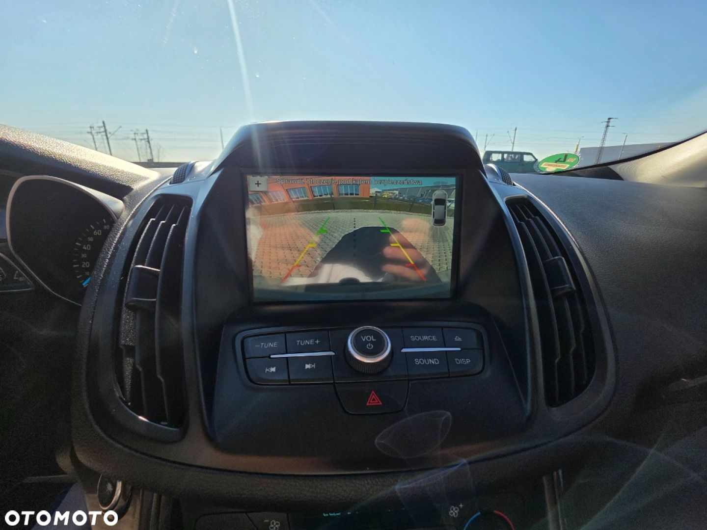 Ford Kuga - 19
