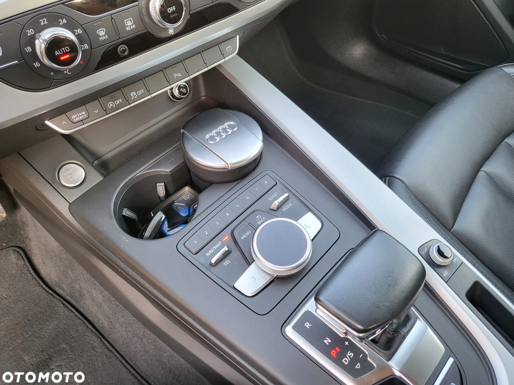 Audi A4 40 TFSI S tronic - 33