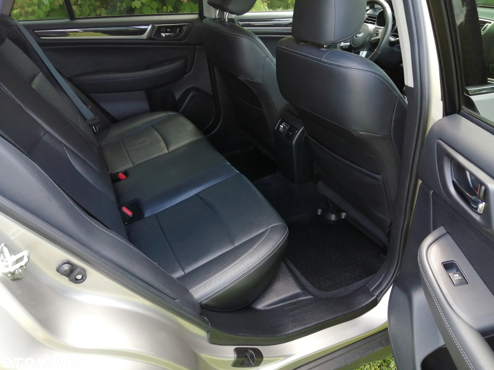 Subaru Outback - 13