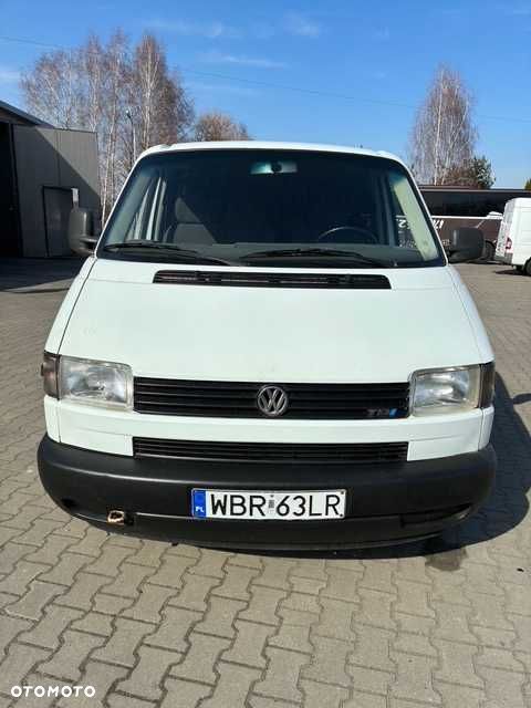 Volkswagen Transporter - 1
