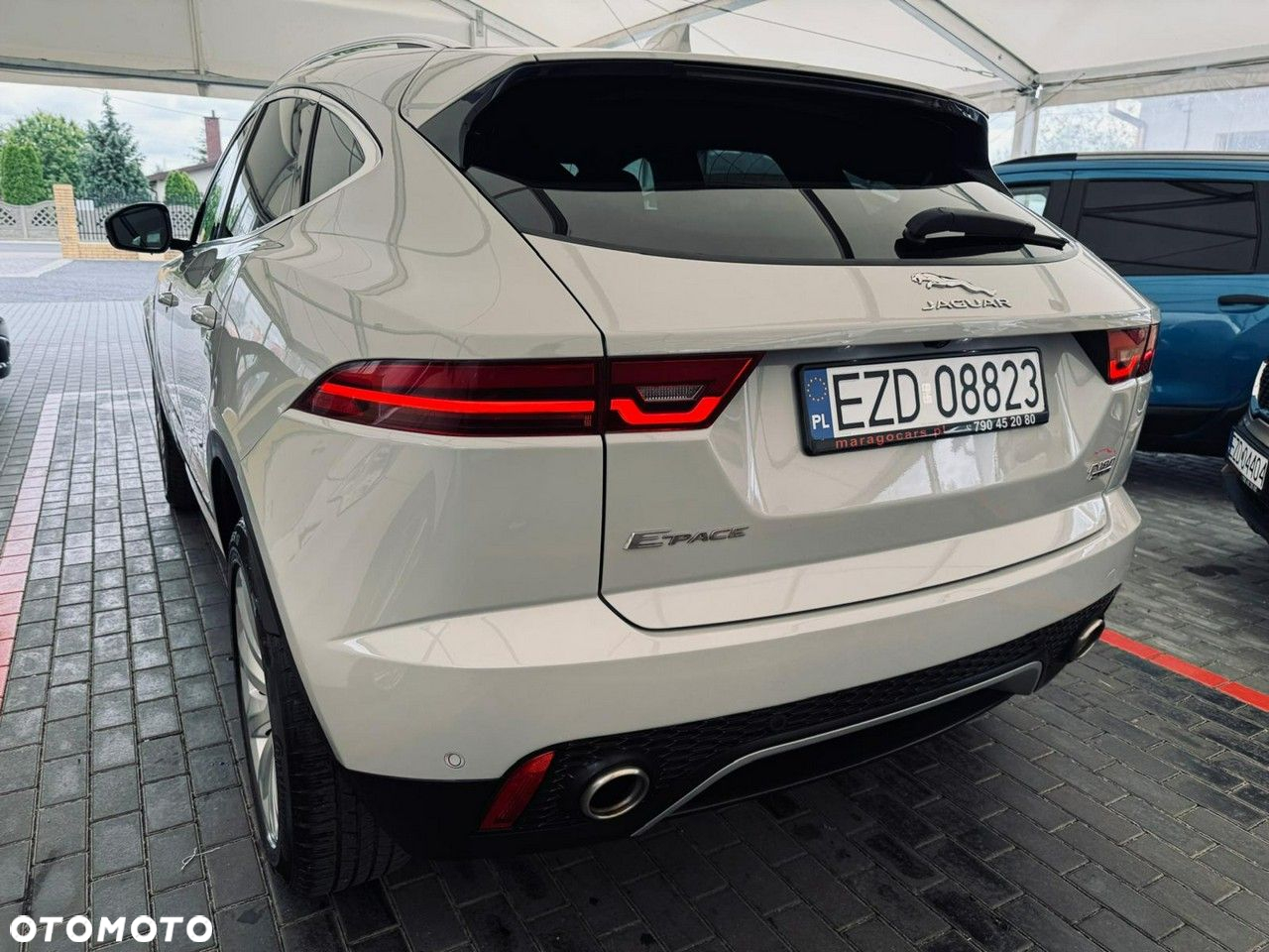 Jaguar E-Pace - 16