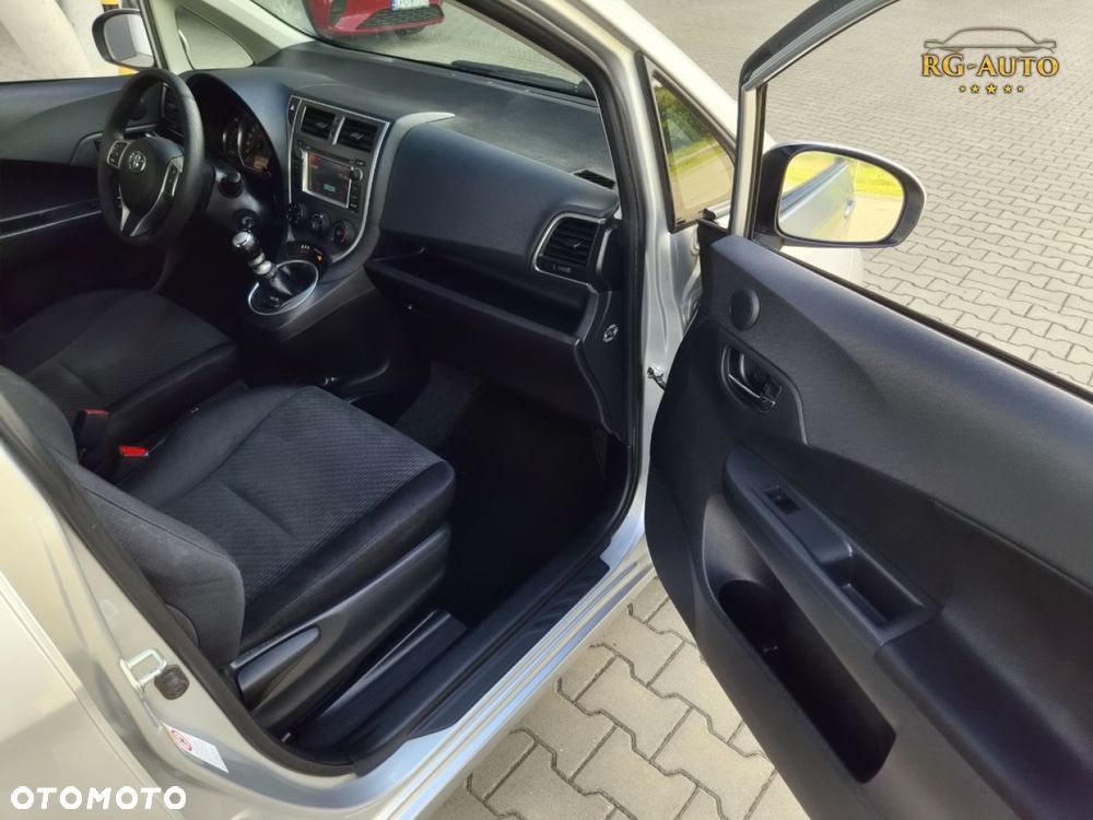 Toyota Verso S - 22