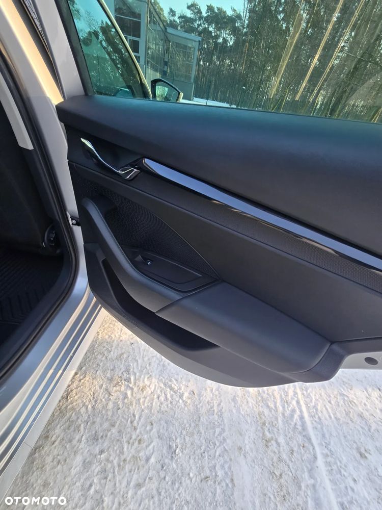 Skoda Octavia 2.0 TDI DSG Style - 24
