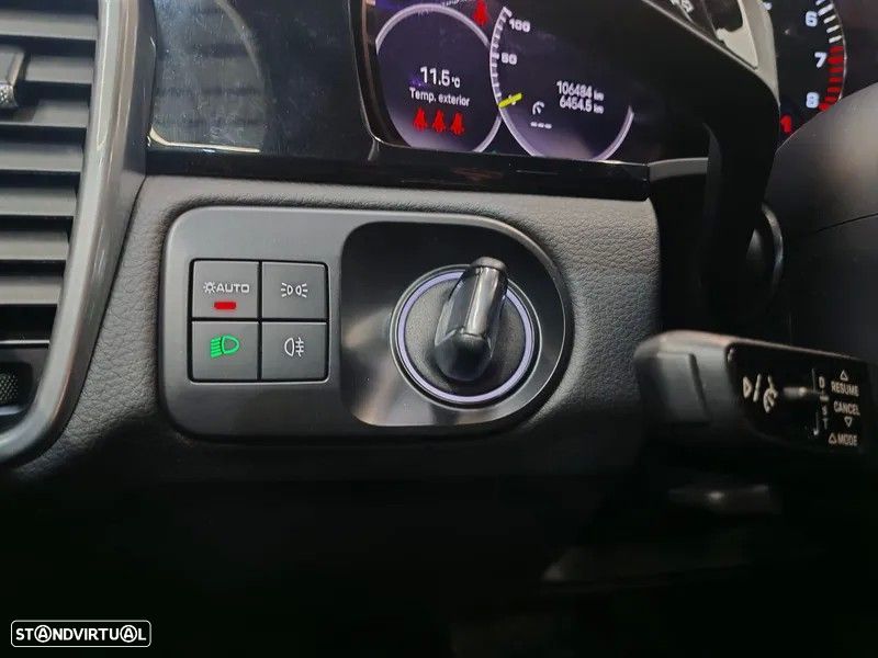 Porsche Cayenne Coupé E-Hybrid - 25