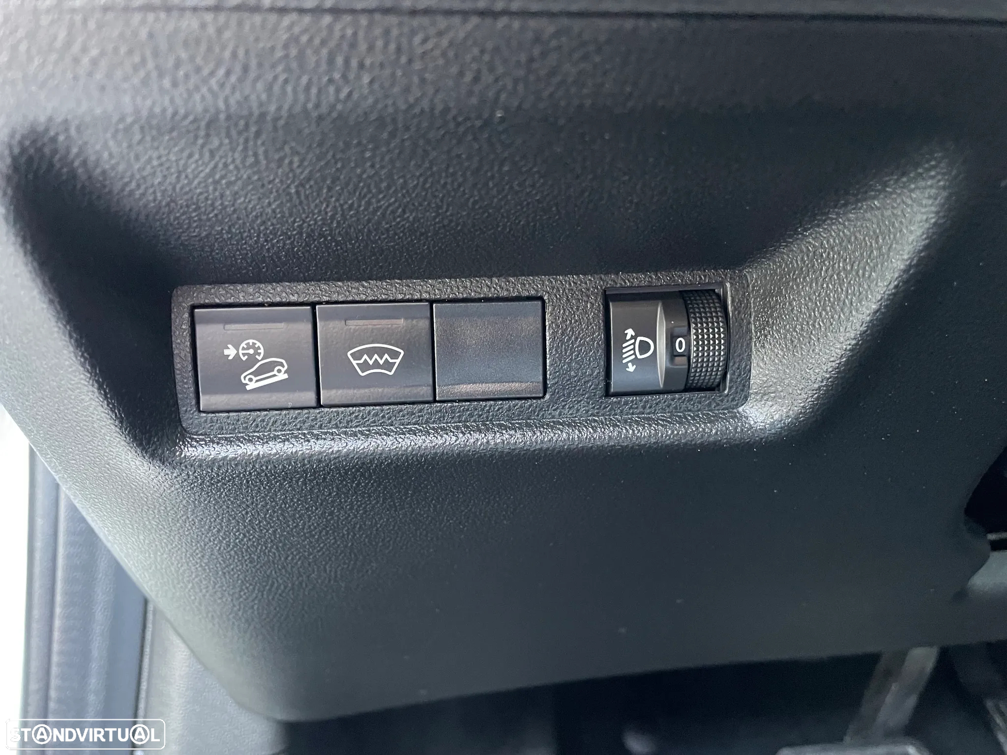 Jeep Avenger 54 kWh Longitude - 37