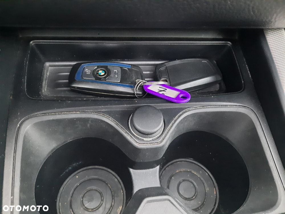 BMW Seria 1 120i M Sport - 35