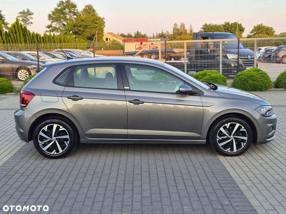 Volkswagen Polo 1.6 TDI SCR UNITED - 8