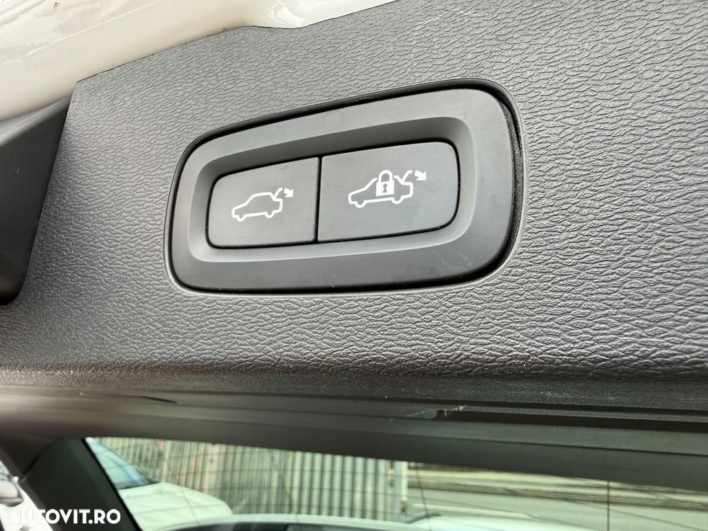 Volvo V60 B4 D Geartronic Momentum Pro - 26