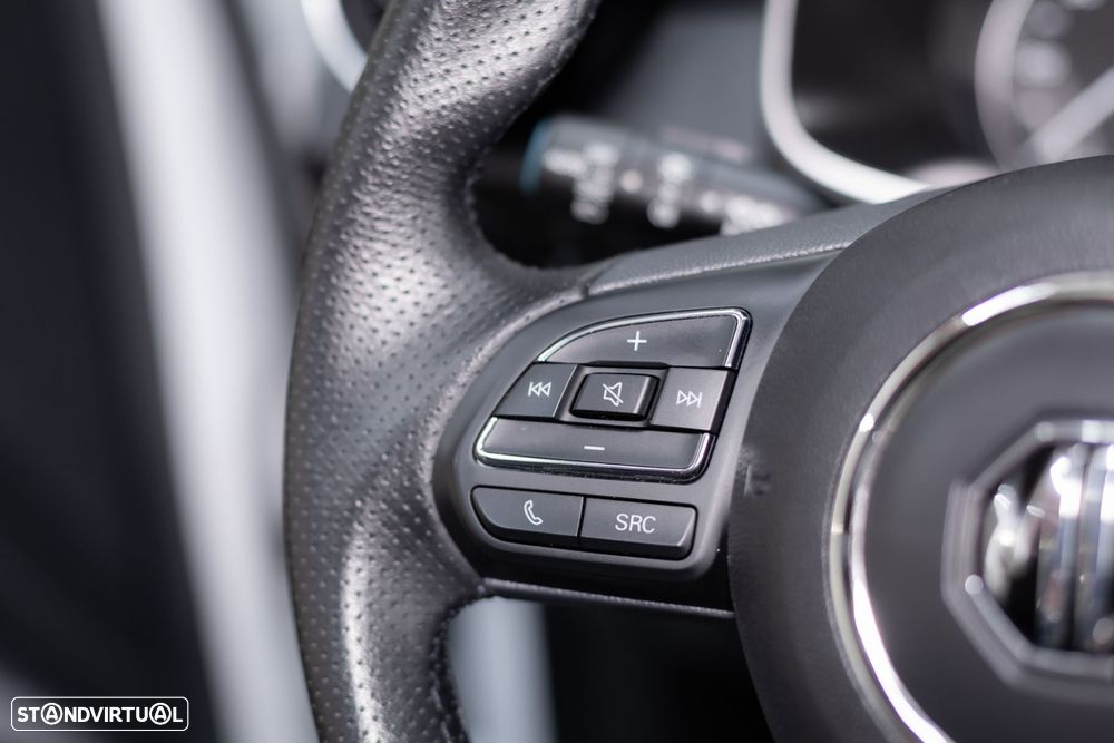 MG ZS EV 44.5 kWh Luxury - 28