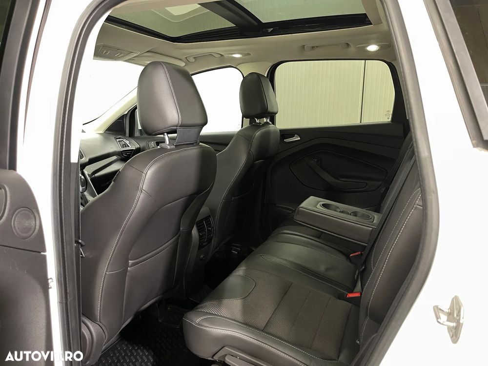 Ford Kuga 2.0 TDCi 4WD Powershift Titanium - 13