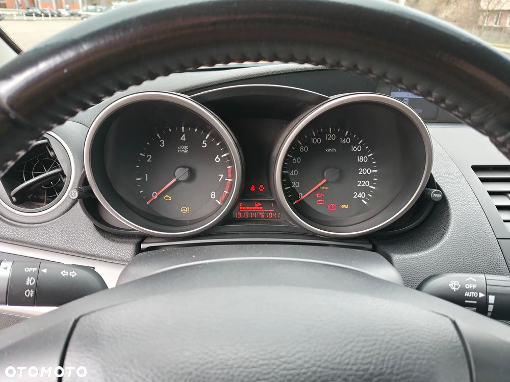 Mazda 3 2.0 Exclusive + - 9