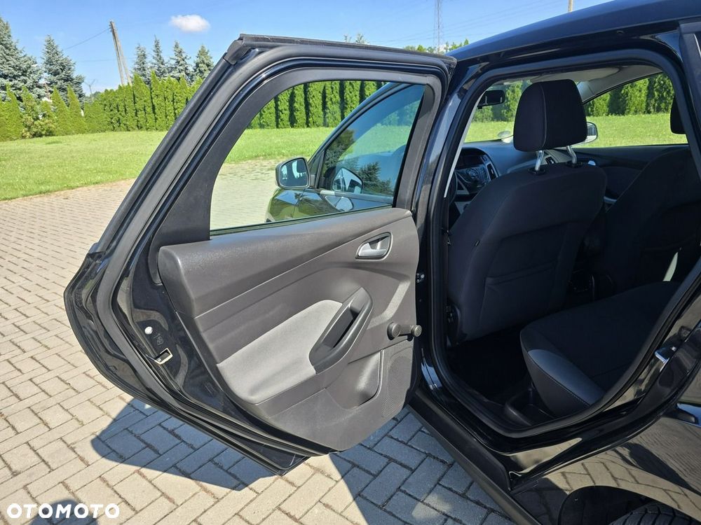 Ford Focus - 21