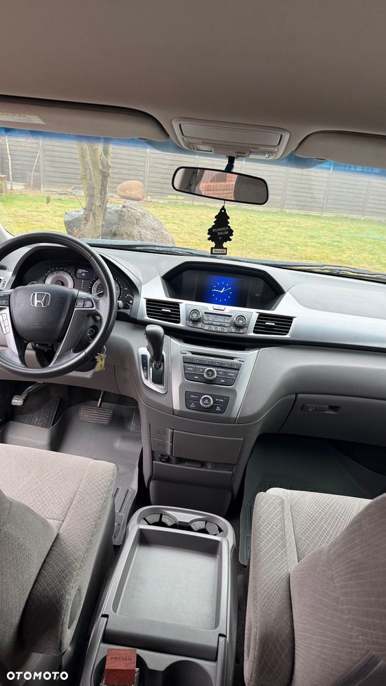 Honda Odyssey 3.5 LX - 15
