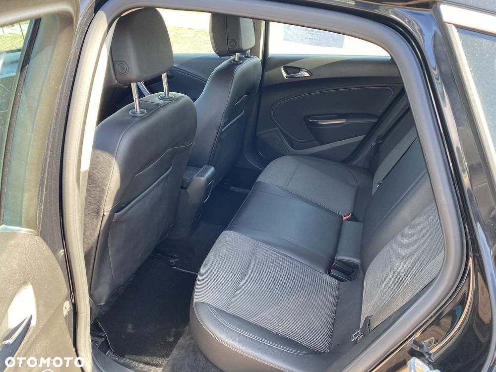 Opel Astra 1.4 ecoFLEX - 4