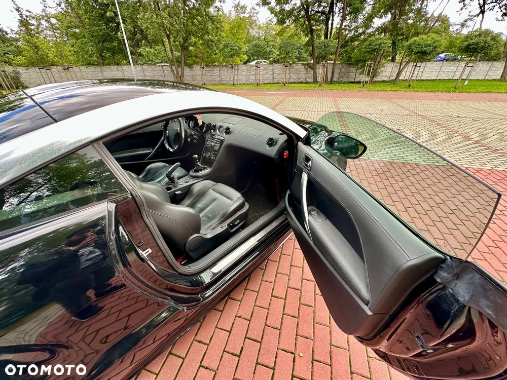 Peugeot RCZ 1.6 200 THP Red Carbon - 18