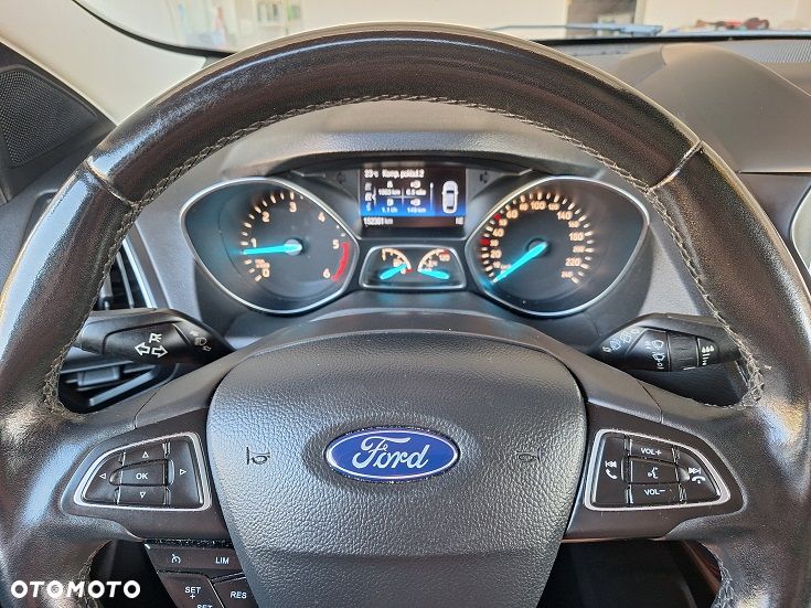 Ford Kuga 2.0 TDCi 4x2 Titanium - 17