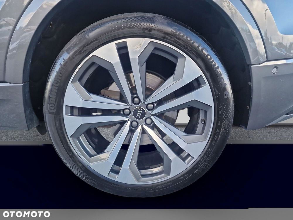 Audi Q8 - 17
