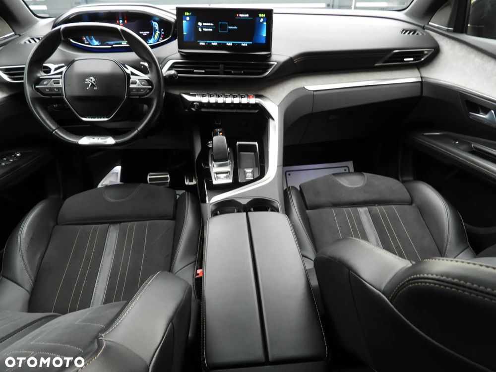 Peugeot 3008 225 e-EAT8 GT - 24