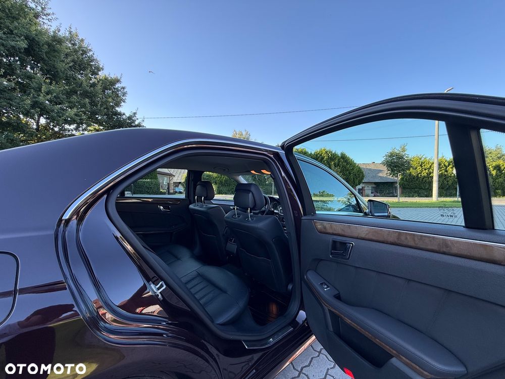Mercedes-Benz Klasa E 250 CDI BlueEff Elegance - 29