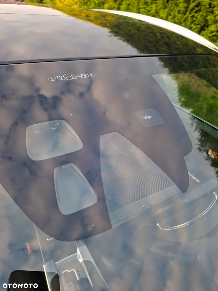 Volvo V60 D5 AWD Summum - 13