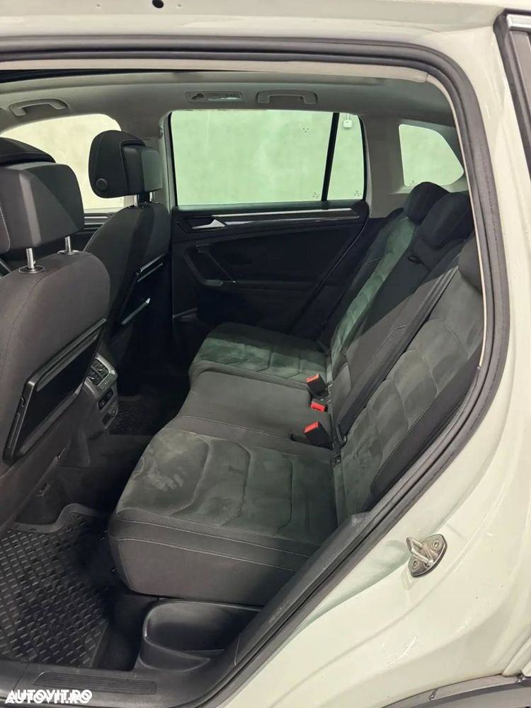 Volkswagen Tiguan - 13
