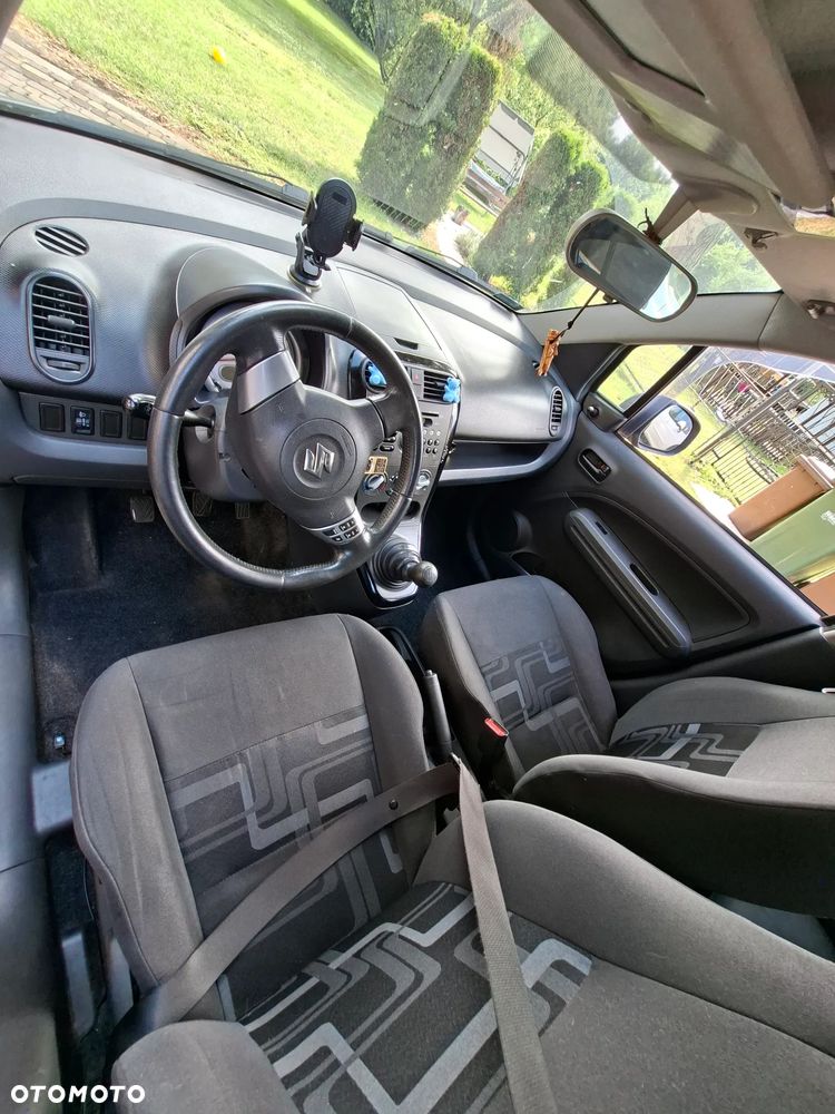 Suzuki Splash - 8