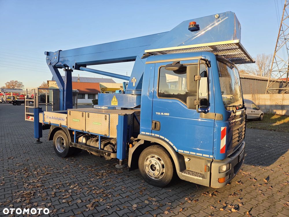 MAN Podnośnik Koszowy Zwyżka 28 Metrów Bison Wumag 20 w Bok UDT Import Niemcy jak Ruthmann GSR - 3