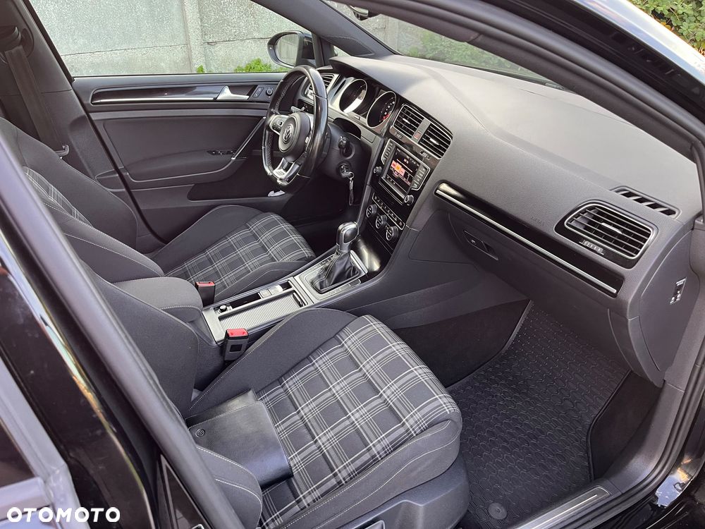 Volkswagen Golf GTD (BlueMotion Technology) DSG - 12