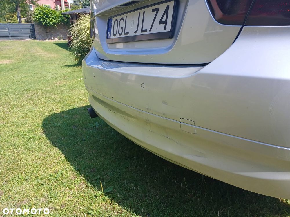 BMW Seria 3 318d - 6