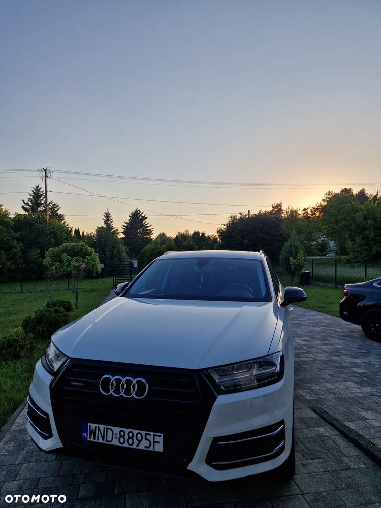 Audi Q7 - 25