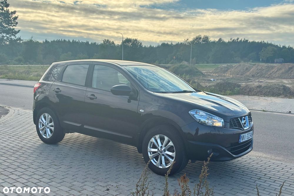 Nissan Qashqai 2.0 lounge - 7