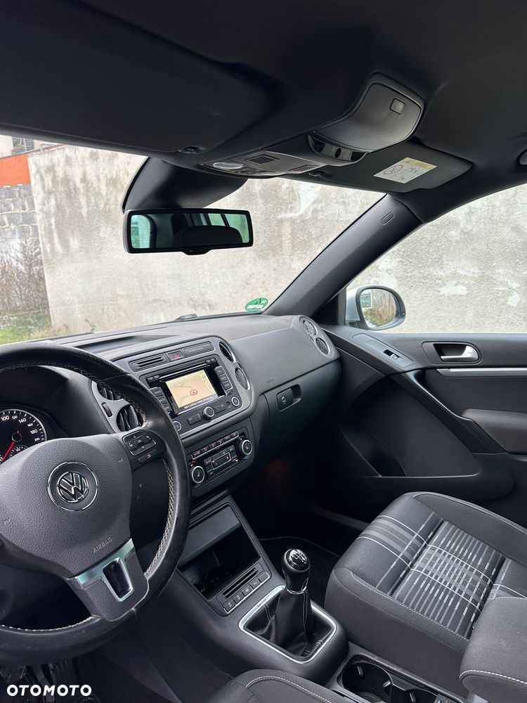 Volkswagen Tiguan 2.0 TDI DPF 4Motion Lounge Sport & Style - 23