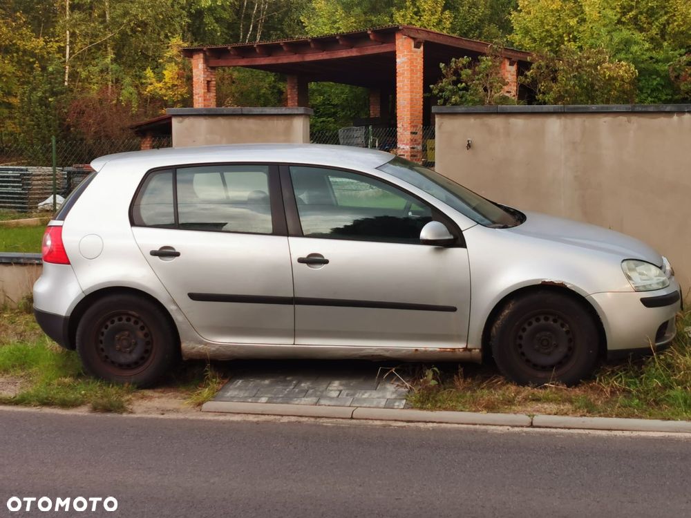 Volkswagen Golf V 1.9 TDI Trendline - 1