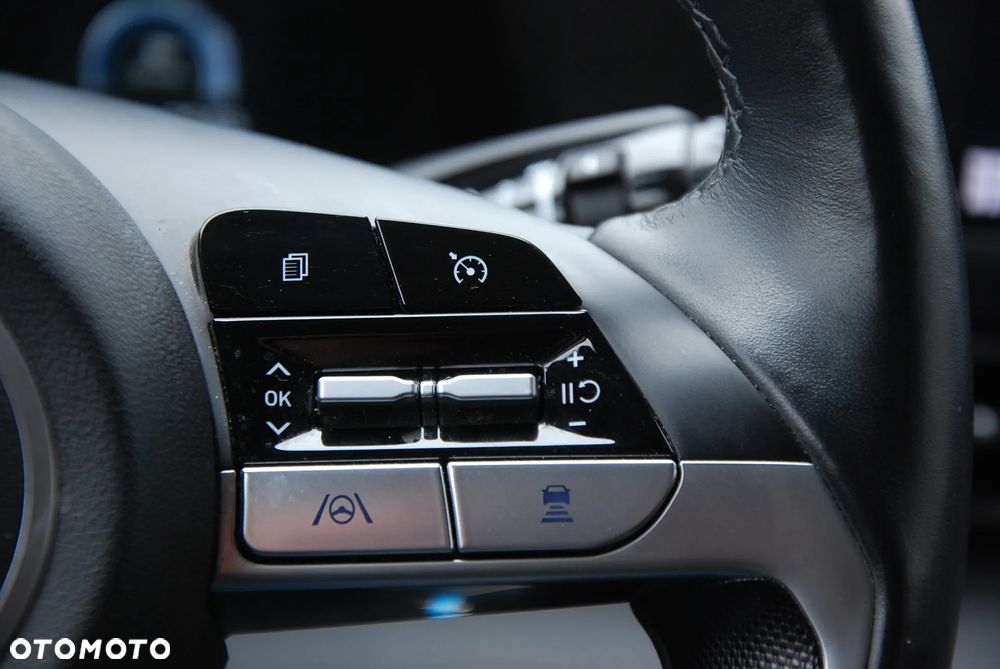 Hyundai Elantra 1.6 Smart CVT - 28