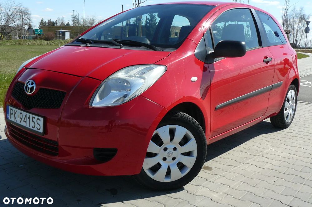 Toyota Yaris - 4