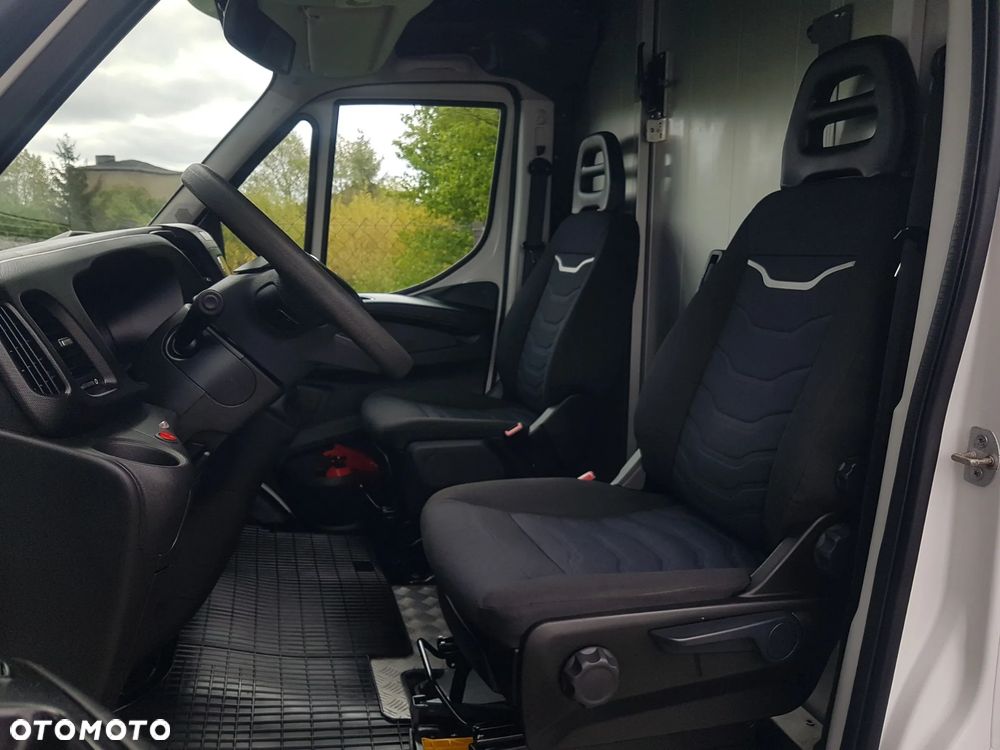Iveco DAILY KONTENER NISKOPODŁOGOWY 4,43x2,23x2,42 SKLEP FOODTRUCK BAR KLIMA KONIOWÓZ KAMPER - 7