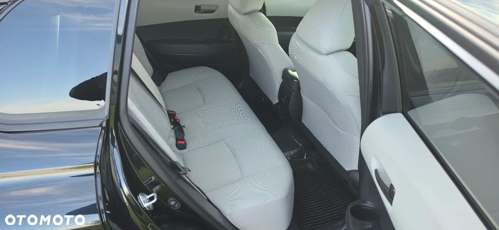 Toyota Corolla Cross - 15