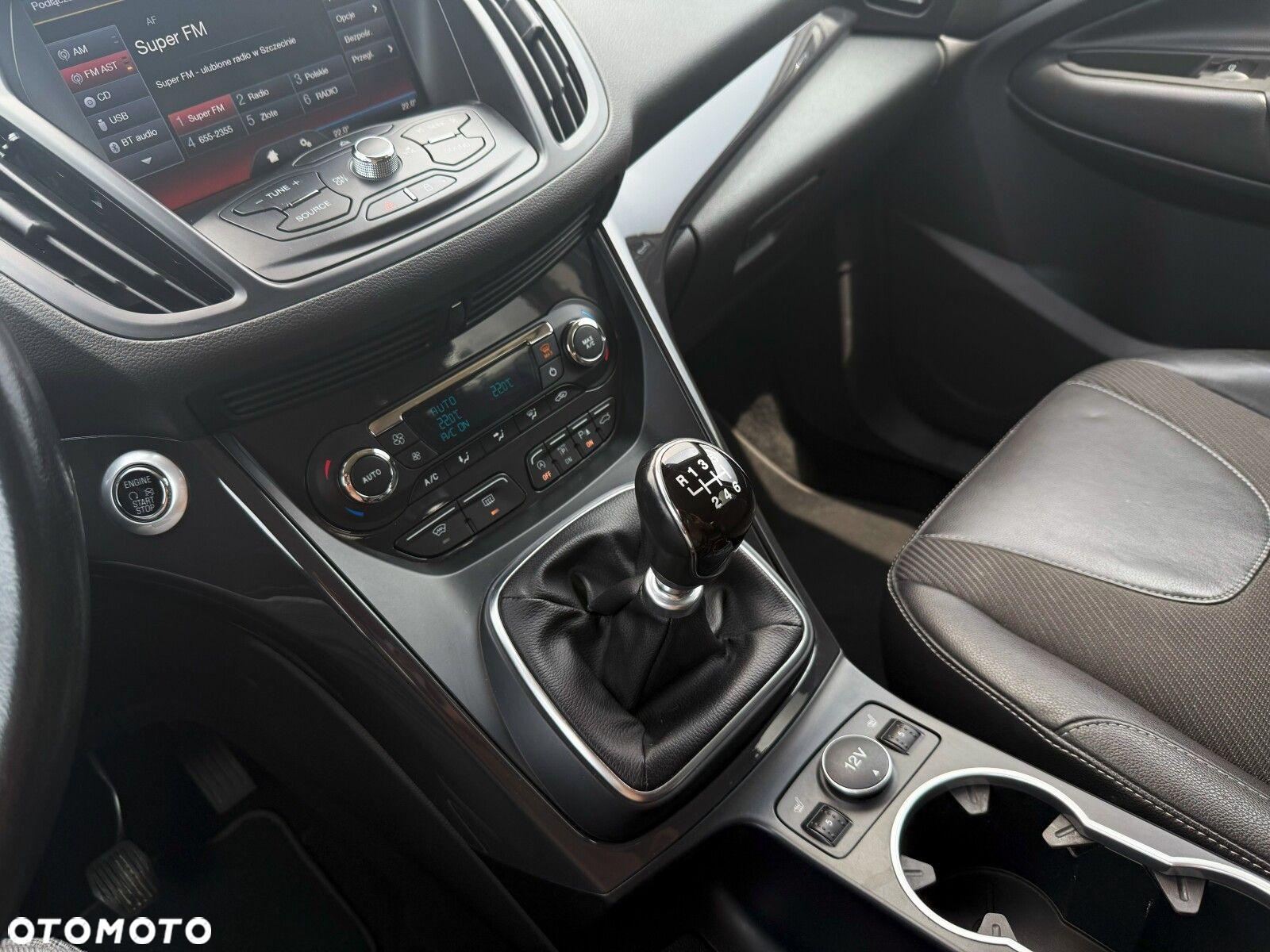 Ford Kuga 1.5 EcoBoost FWD Titanium ASS - 25