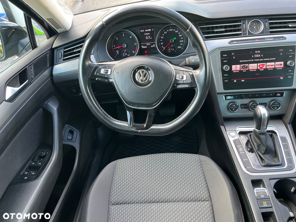 Volkswagen Passat 2.0 TDI BMT Trendline DSG7 - 7