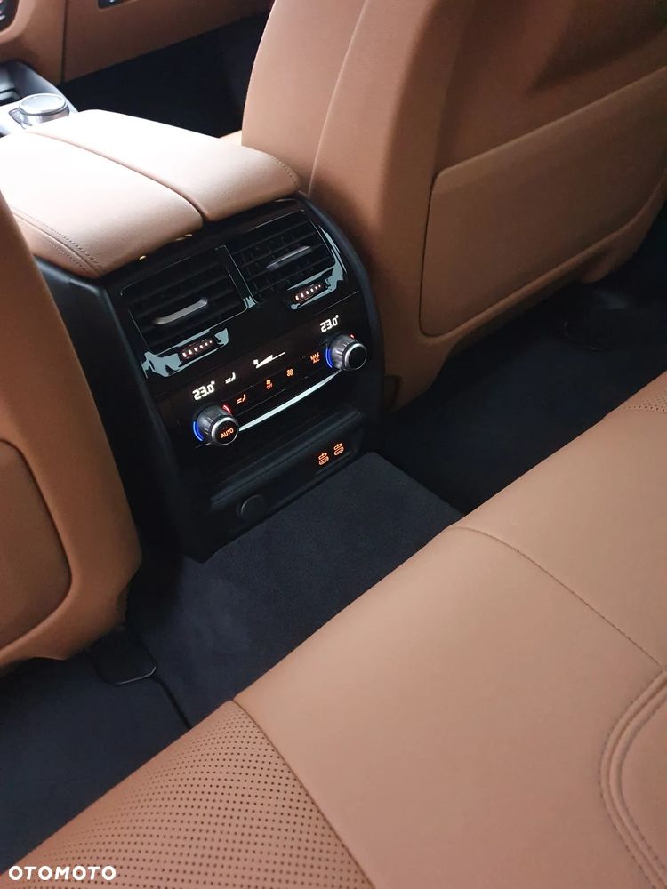 BMW Seria 5 - 11