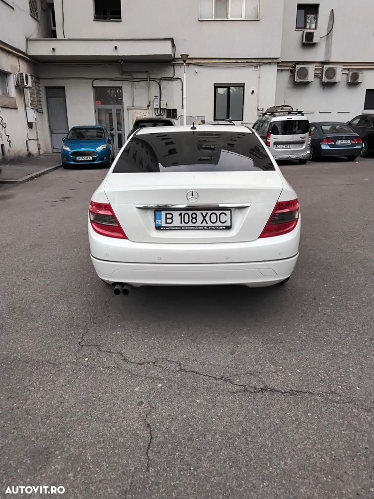 Mercedes-Benz C 180 CGI Automatik BlueEFFICIENCY Avantgarde - 3